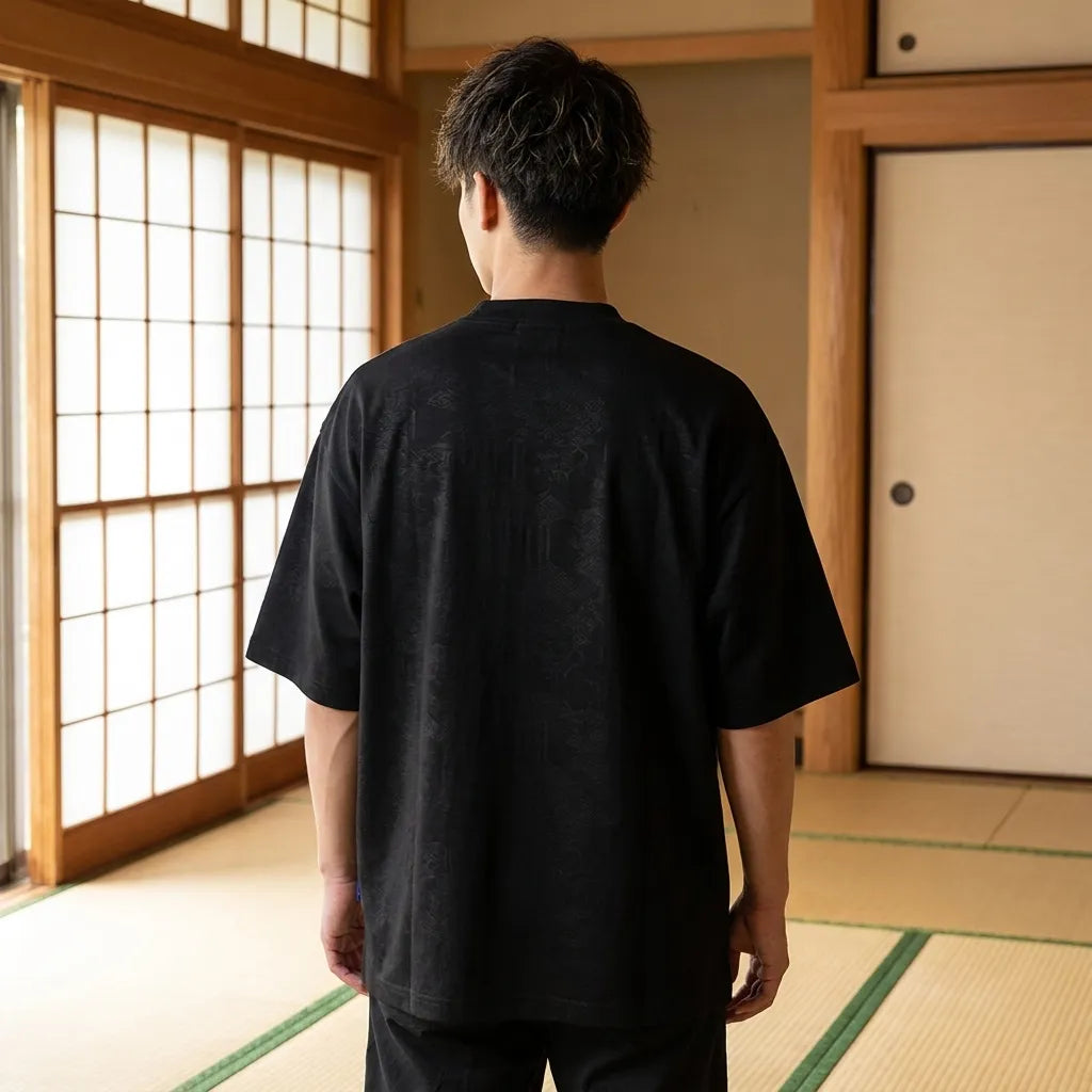 Camisa japonesa negra de corte holgado