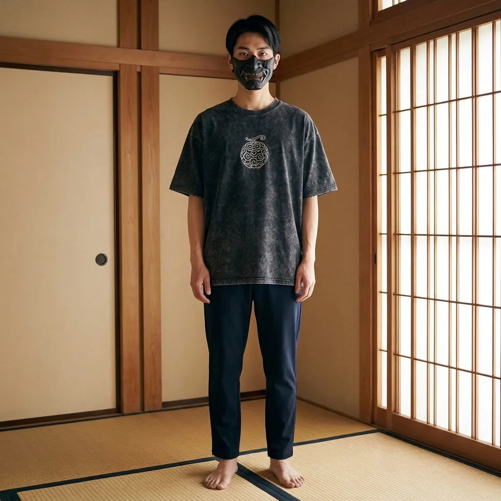 Camiseta manga japonesa con detalle de estampado streetwear