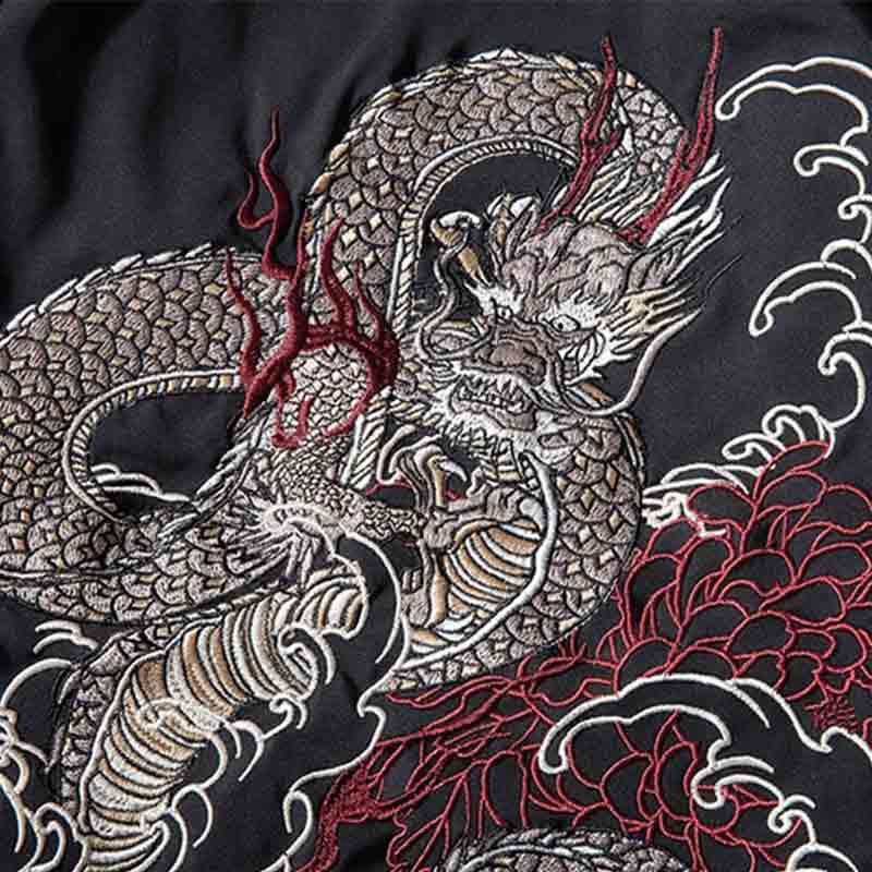 Chaqueta de estilo bosozoku con motivo de dragón