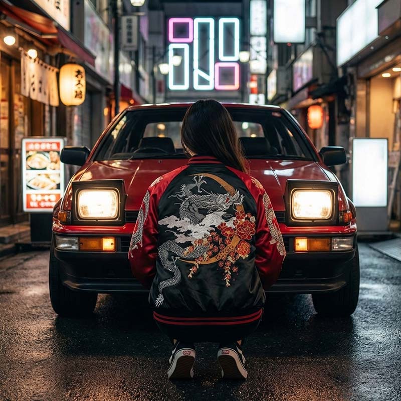 Chaqueta Sukajan vista frontal