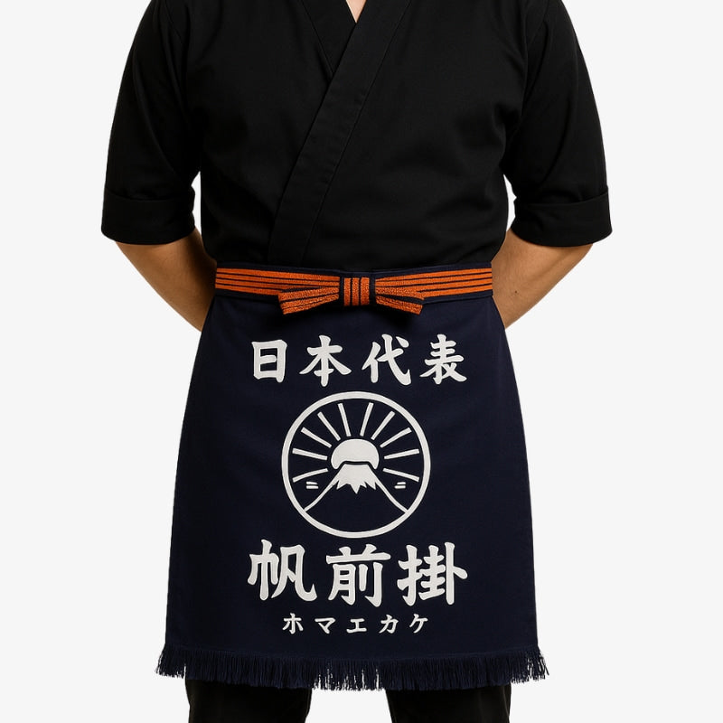 Delantal de cocina tradicional en algodón azul marino con kanji blanco, reflejo del diseño japonés y la artesanía de calidad