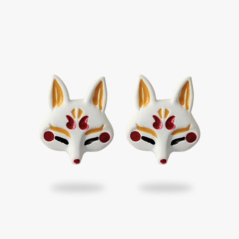 Detalle de joyería japonesa inspirada en el zorro Kitsune