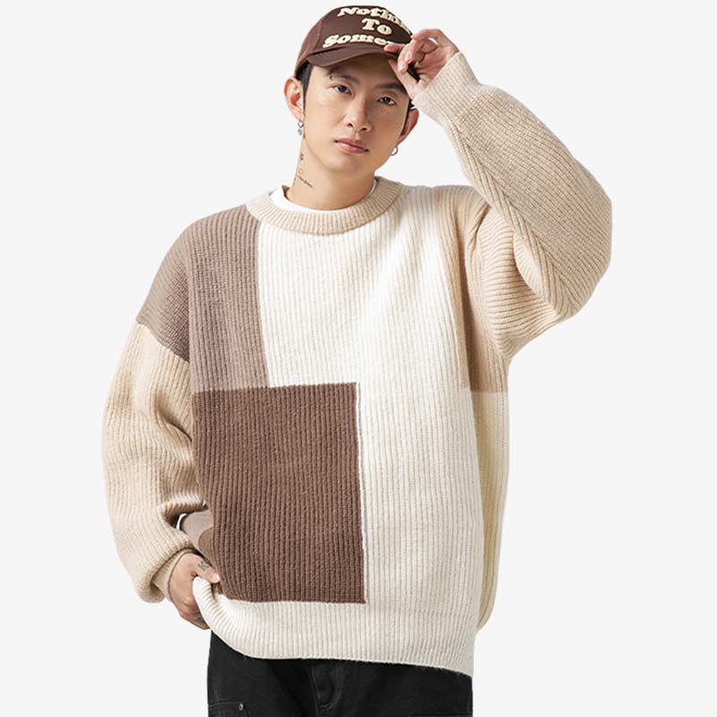 Hombre con sudadera japonesa en color crema, confeccionada con cachemira y poliéster premium, perfecta para looks J-pop y K-pop