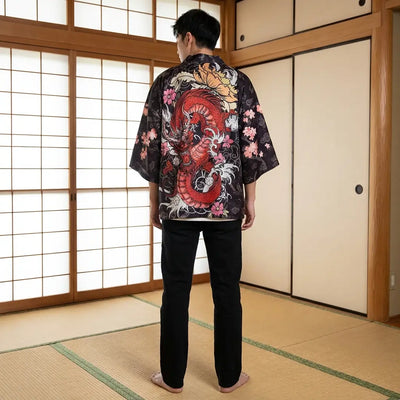 Vista trasera de un haori dragón mostrando el diseño completo de la espalda