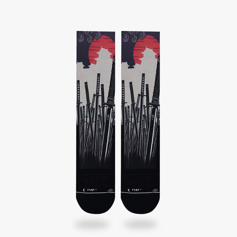 Calcetines con estampado de katana y kanji sobre algodón suave, diseño inspirado en el manga japonés