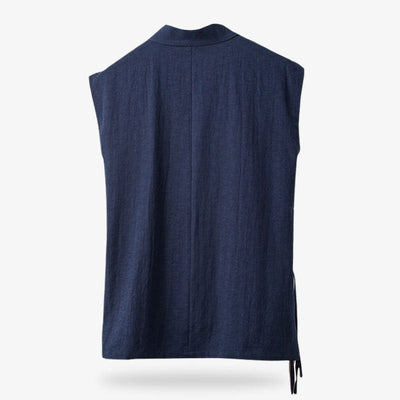 Camiseta japonesa de hombre en tonos azul oscuro neutro, perfecta para un estilo holgado o ajustado con influencia japonesa