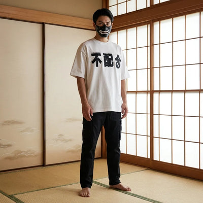 Camiseta japonesa de estilo streetwear urbano