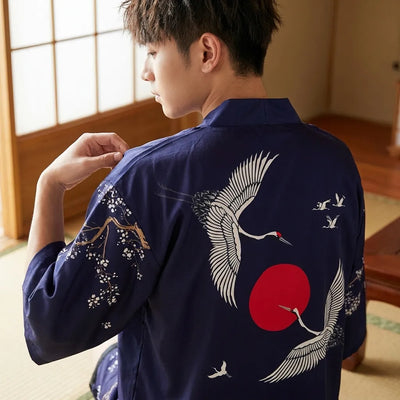 Chaqueta kimono haori vista de espalda con motivo de grulla