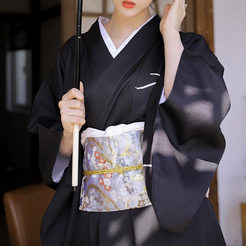 Cinturón obi kimono con motivos tradicionales japoneses