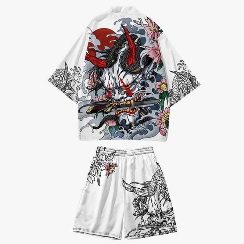Modelo masculino luciendo el conjunto kimono con chaqueta haori