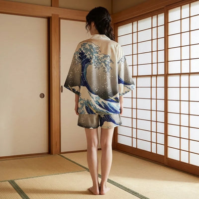 Vista trasera del conjunto kimono con chaqueta haori