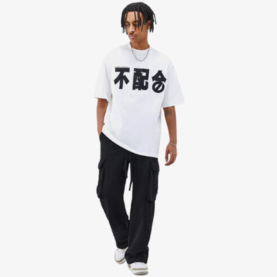 Diseño de camiseta con estilo de caligrafía kanji japonesa