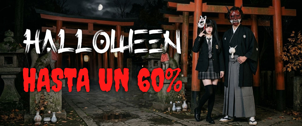 Disfraz de Halloween japonés: una mujer con uniforme escolar japonés y máscara de gato y un hombre con kimono negro y máscara oni roja en un santuario Inari de noche
