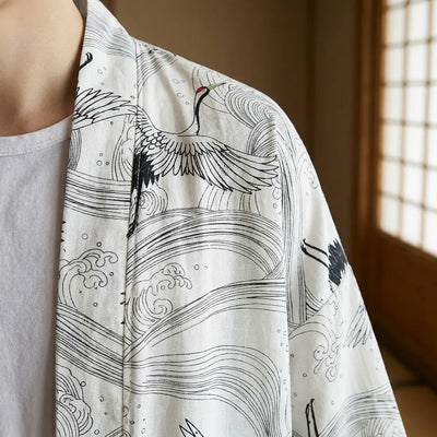 Detalle del estampado y la manga de una chaqueta kimono haori