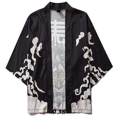 Haori negro con estampado de nubes blancas