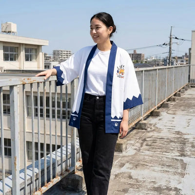 Haori con ilustración de Shiba Inu bordada