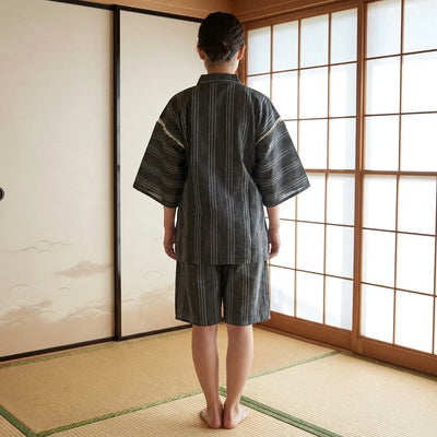 Detalle de la espalda del jinbei japonés estilo tradicional