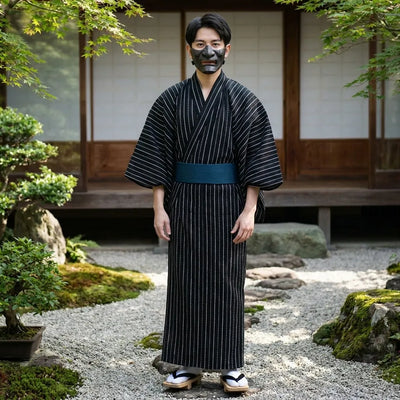 Kimono cosplay negro, vista frontal completa