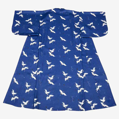Kimono púrpura con estampado tradicional de aves japonesas