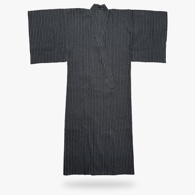Un kimono japones hombre patron​ con rayas. Material de calidad: algodón y seda.