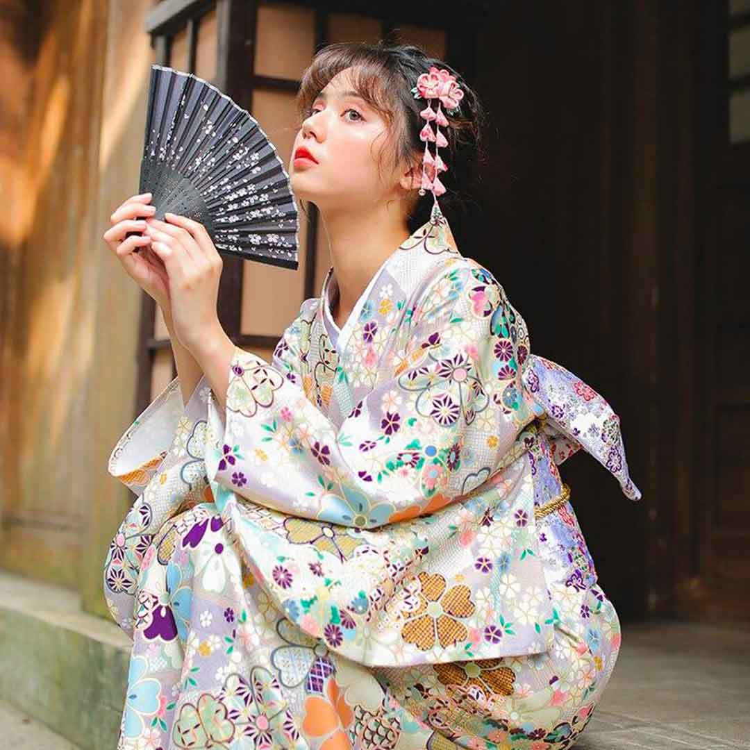 Kimono mujer con estampado floral