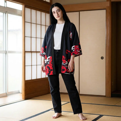 Kimono oni mujer con estampado rojo de demonio