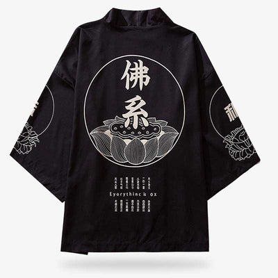 Kimono tradicional japonés fotografiado en un entorno de estilo Kioto