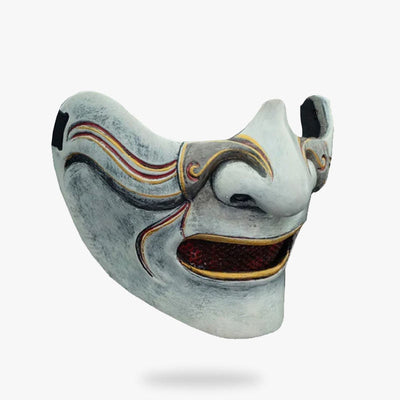 Disfraz de máscara de guerrero japonés inspirado en el folclore sintoísta del Yurei