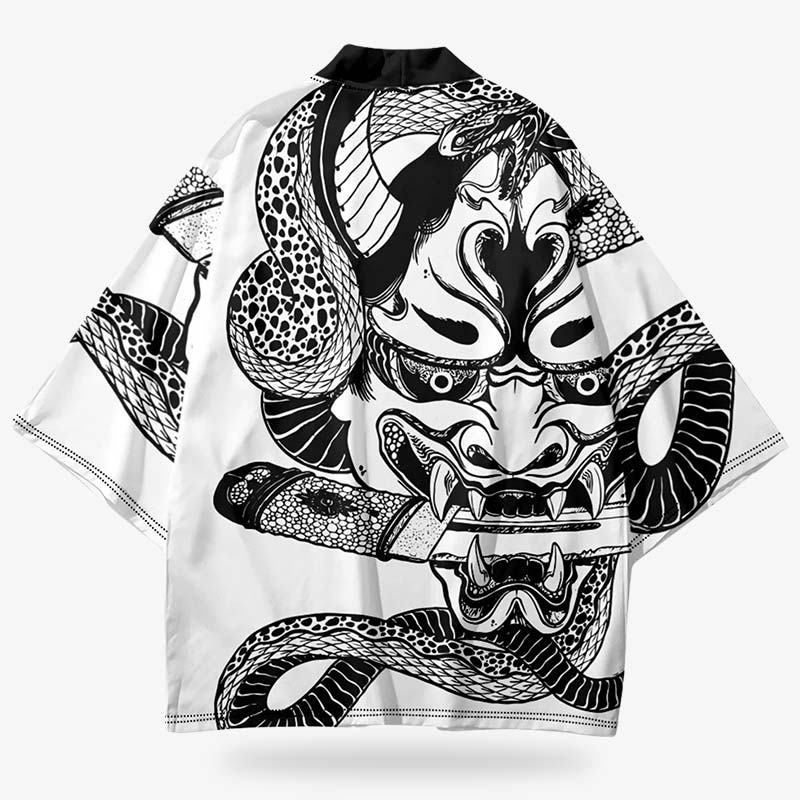 Haori Hannya con un diseño audaz de máscara oni, fusionando el arte tradicional japonés con simbolismo cultural