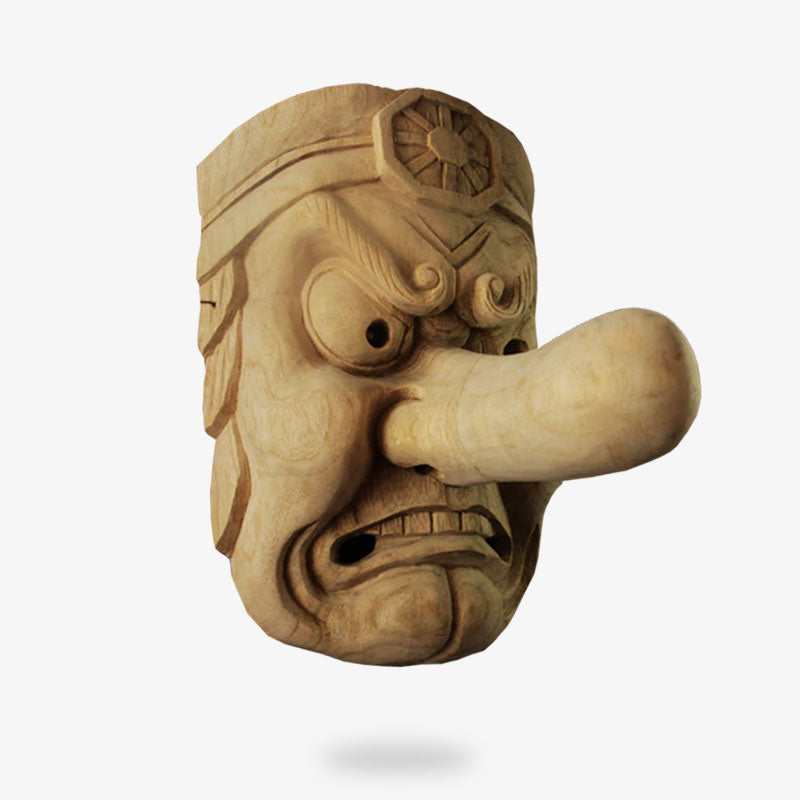 Máscara japonesa Tengu tallada en madera