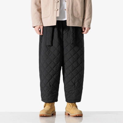 Pantalón cargo japonés negro y afelpado en tejido sintético estilo streetwear