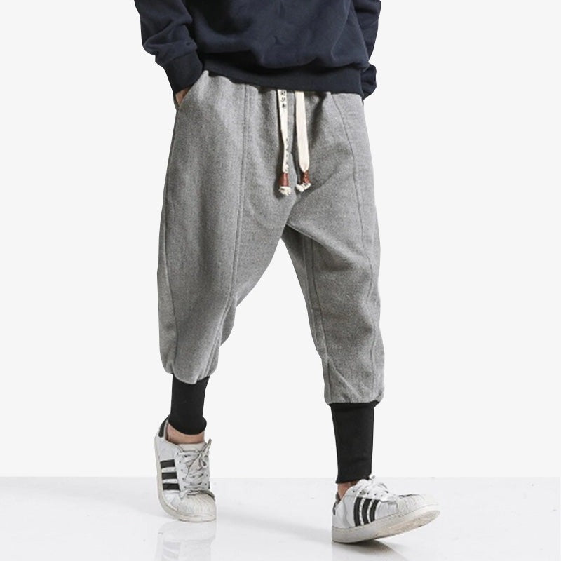 Pantalón ancho de estilo shinobi para look urbano