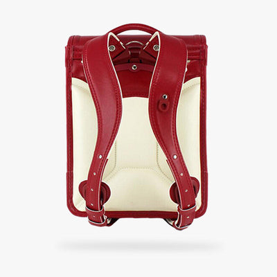 La mochila randoseru roja que se vende tiene correas para llevarla a la espalda. La mochila está fabricada en piel de alta calidad.