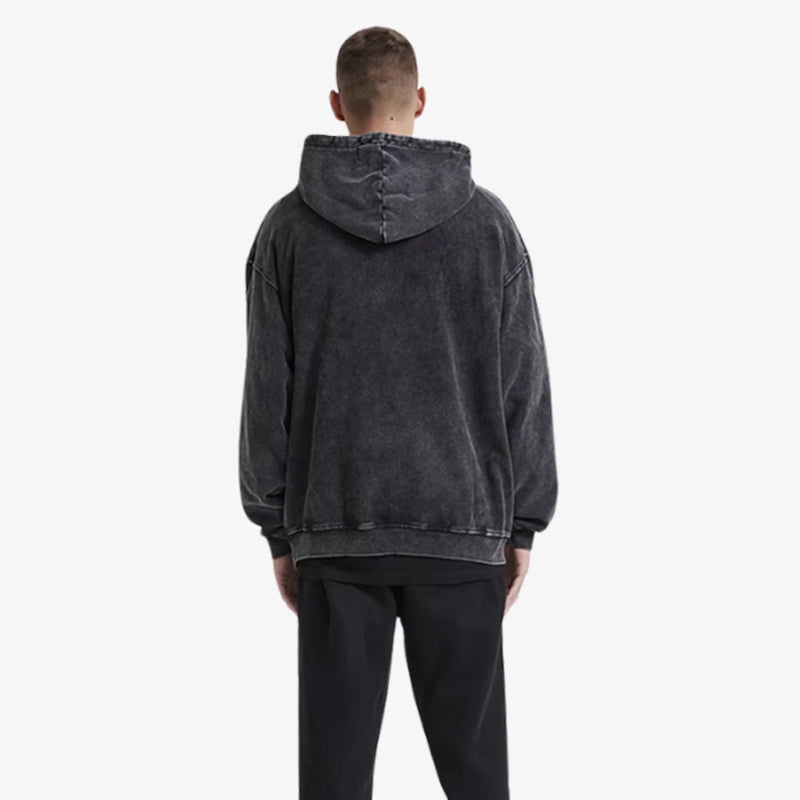 Sudadera harajuku de hombre sin gráficos y corte holgado, que capta la esencia de la cultura streetwear japonesa inspirada en la moda urbana de Tokio