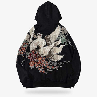Las sudaderas bordadas​ de color negro con diseños intrincados y material de alta calidad, perfecta para una declaración de moda japonesa y cultural.