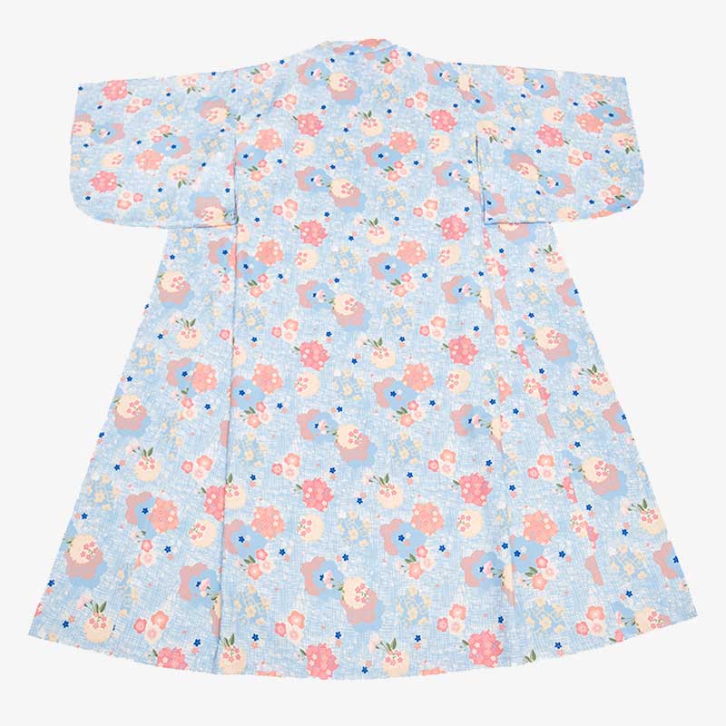 Vestido kimono japonés en color rosa con motivos florales japoneses