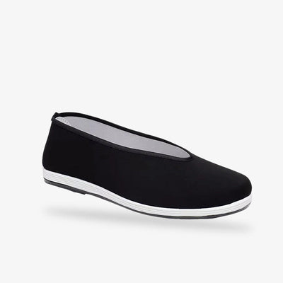 Zapatillas negras estilo Toji vistas de perfil, con suela flexible ideal para cosplay